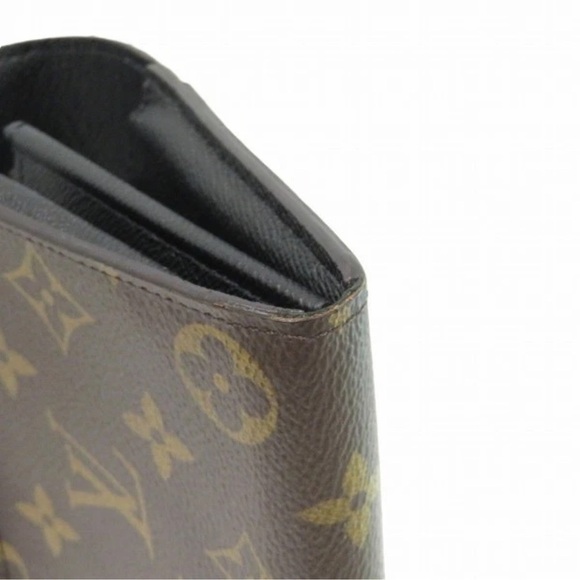 Louis Vuitton Sarah Wallet - Picture 3 of 9